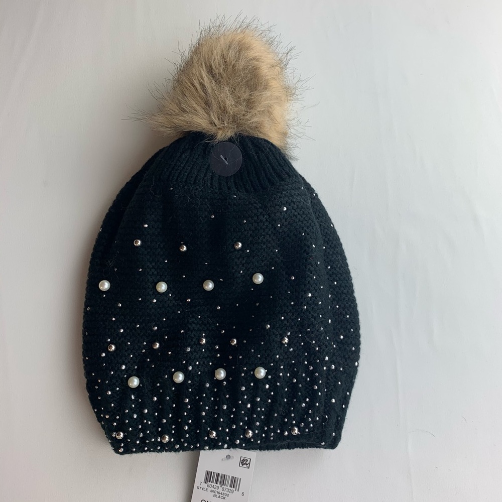 INC shine like the night pom beanie - Picture 2 of 4